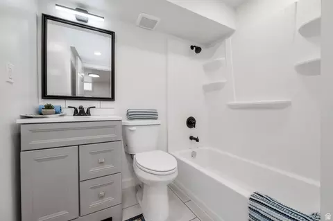 Bath - 331 S 750 E, Clearfield, UT 84015 photo 1 of 2