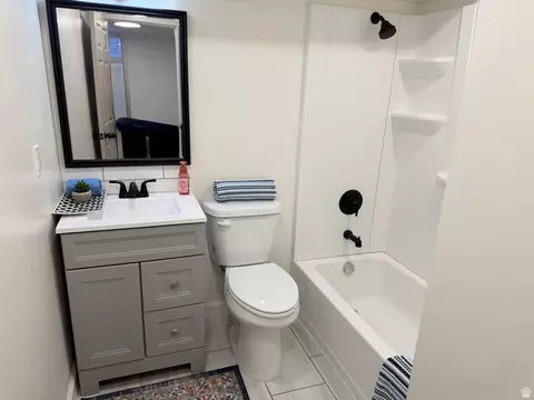 Bath - 331 S 750 E, Clearfield, UT 84015 photo 2 of 3