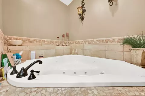 Bath - 2775 S 725 W, Perry, UT 84302 photo 3 of 5