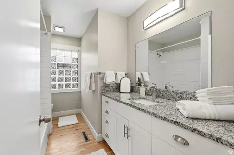 Bath - 778 E 200 N, Logan, UT 84321 photo 4 of 4