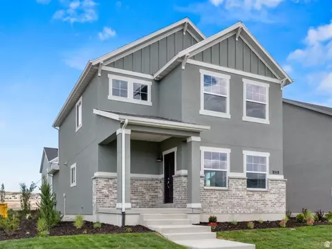 Exterior - 1775 E Kern Mtn, Eagle Mountain, UT 84005 photo 3 of 4
