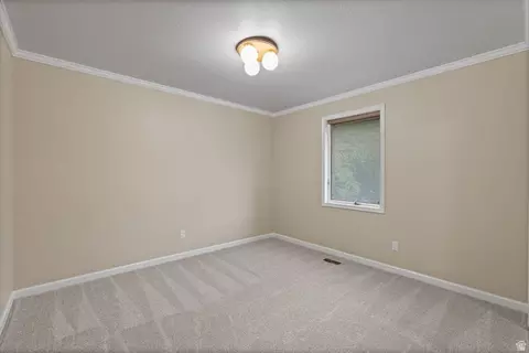 Bedroom - 3226 E Hampton Ct, Holladay, UT 84124 photo 3 of 7