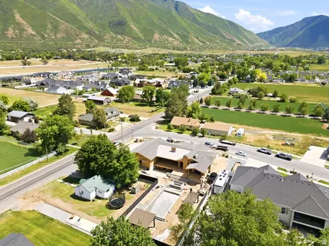 View/Area - 237 S Main St, Mapleton, UT 84664 photo 9 of 12