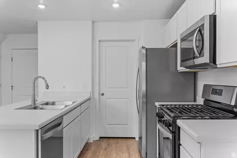 Kitchen - 1909 E Corriente Dr #1179, Salem, UT 84653 photo 1 of 1