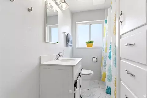 Bath - 545 E 350 S, Clearfield, UT 84015 photo 1 of 2