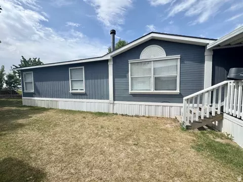 5075 W 5075 W 4700 S #83, Kearns, UT 84118