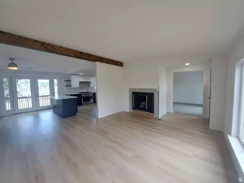 Living - 285 E 200 N, Mount Pleasant, UT 84647 photo 2 of 3