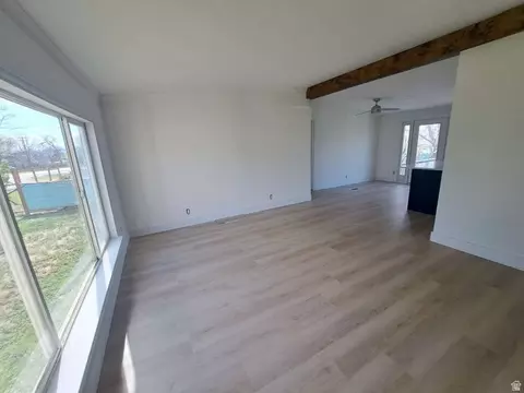 Living - 285 E 200 N, Mount Pleasant, UT 84647 photo 1 of 2