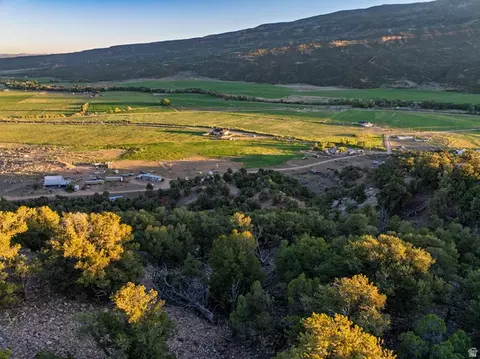 Undisclosed, Tabiona, UT 84072 photo 12
