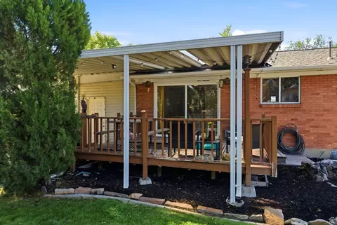 Exterior - 413 E 9120 S, Sandy, UT 84070 photo 11 of 16