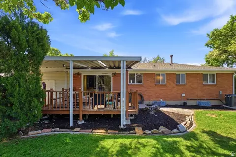 Exterior - 413 E 9120 S, Sandy, UT 84070 photo 12 of 16