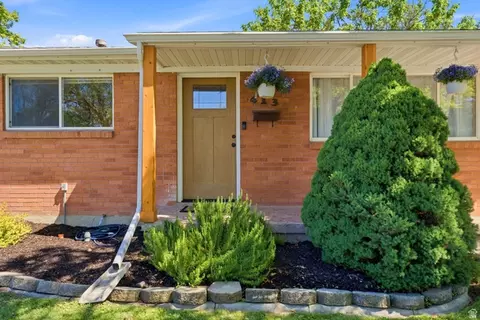 Exterior - 413 E 9120 S, Sandy, UT 84070 photo 2 of 16