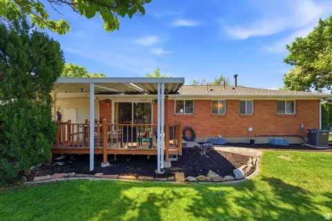 Exterior - 413 E 9120 S, Sandy, UT 84070 photo 14 of 16