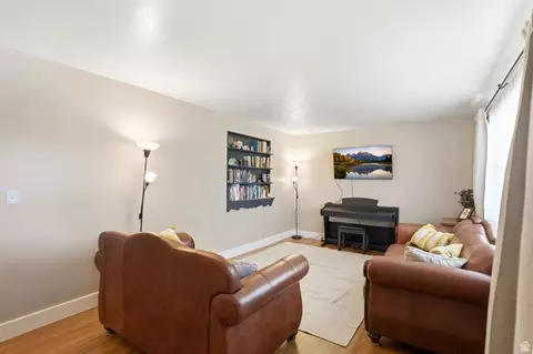 Living - 413 E 9120 S, Sandy, UT 84070 photo 2 of 2