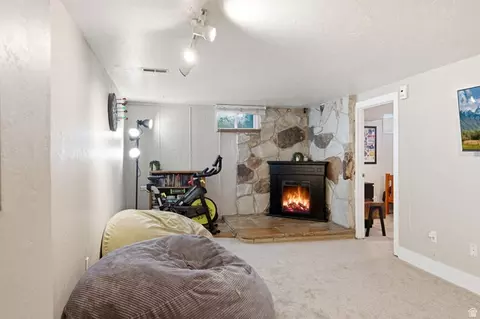 Other - 413 E 9120 S, Sandy, UT 84070 photo 2 of 10