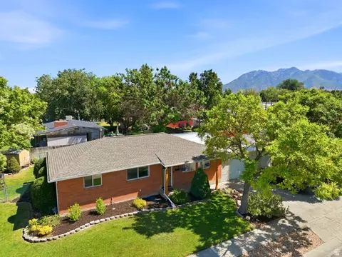 View/Area - 413 E 9120 S, Sandy, UT 84070 photo 3 of 3