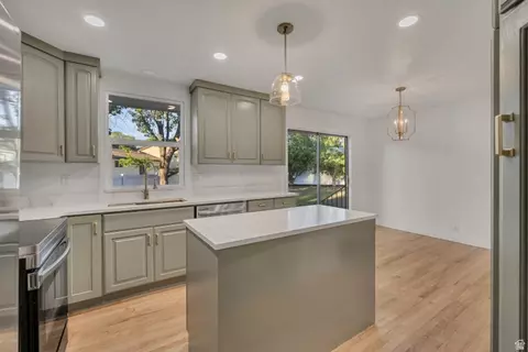 Kitchen - 10743 S 930 E, Sandy, UT 84094 photo 2 of 3