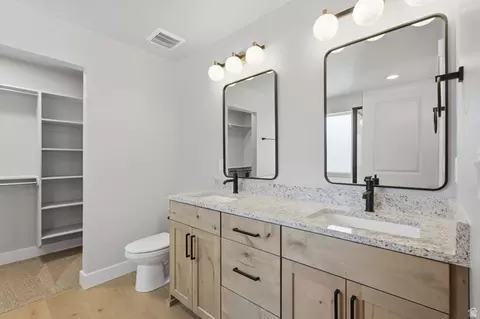 Bath - 466 E 3000 N, North Ogden, UT 84414 photo 1 of 3
