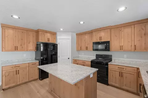 Kitchen - 466 E 3000 N, North Ogden, UT 84414 photo 2 of 3