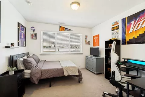 Bedroom - 4128 E Sun Crest Dr, Eagle Mountain, UT 84005 photo 5 of 8