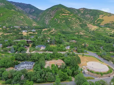 View/Area - 6169 S 2850 E, Uintah, UT 84403 photo 9 of 10