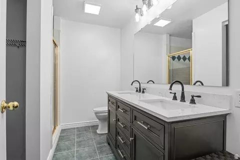 Bath - 6169 S 2850 E, Uintah, UT 84403 photo 12 of 12