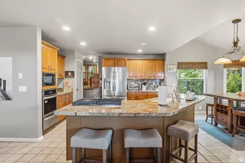 Kitchen - 6169 S 2850 E, Uintah, UT 84403 photo 4 of 5