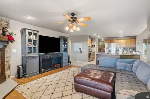 Living - 6169 S 2850 E, Uintah, UT 84403 photo 2 of 4