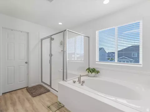 Bath - 1137 E Postmark Pl N, Eagle Mountain, UT 84005 photo 3 of 5