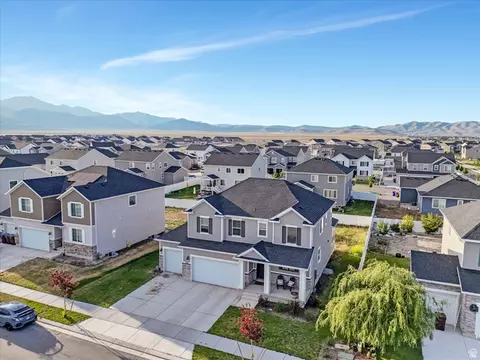 View/Area - 1137 E Postmark Pl N, Eagle Mountain, UT 84005 photo 2 of 6