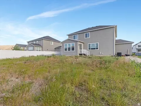 Exterior - 1137 E Postmark Pl N, Eagle Mountain, UT 84005 photo 1 of 1