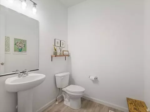 Bath - 1137 E Postmark Pl N, Eagle Mountain, UT 84005 photo 1 of 5