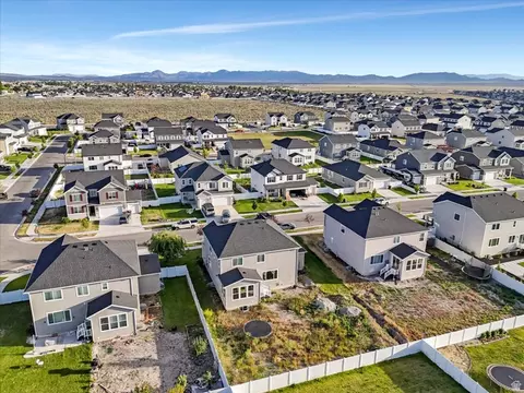View/Area - 1137 E Postmark Pl N, Eagle Mountain, UT 84005 photo 4 of 6