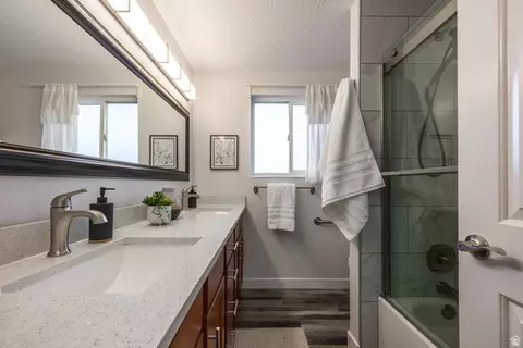 Bath - 318 E David Cir, Sandy, UT 84070 photo 2 of 2