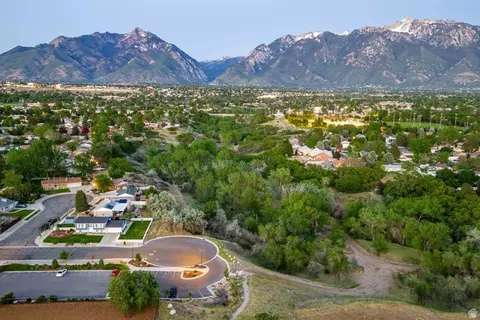 View/Area - 318 E David Cir, Sandy, UT 84070 photo 6 of 10