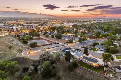 View/Area - 318 E David Cir, Sandy, UT 84070 photo 7 of 10