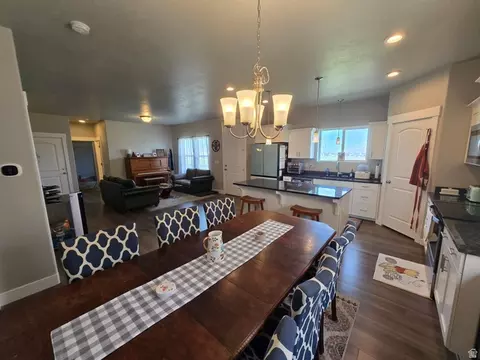 Dining - 8631 N Cypress Aly, Eagle Mountain, UT 84005 photo 1 of 4