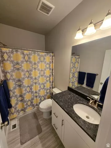 Bath - 8631 N Cypress Aly, Eagle Mountain, UT 84005 photo 3 of 4