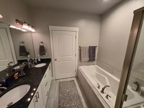 Bath - 8631 N Cypress Aly, Eagle Mountain, UT 84005 photo 1 of 4