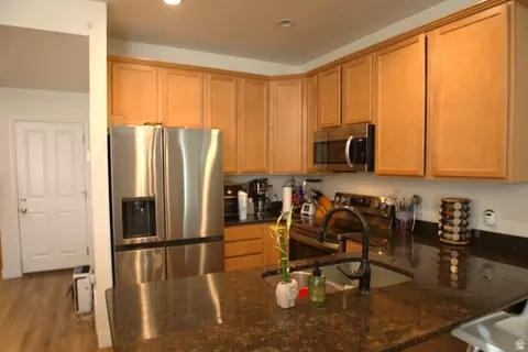 3753 N Prairie Grass Dr, Lehi, UT 84043