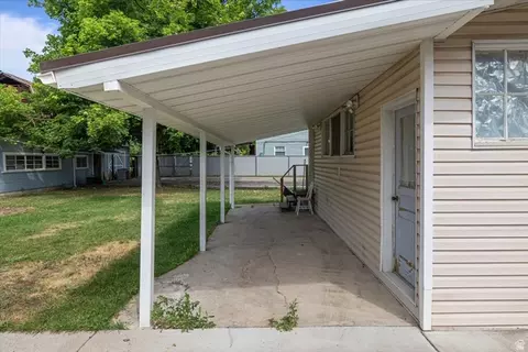 Exterior - 729 E 200 N, Logan, UT 84321 photo 1 of 4