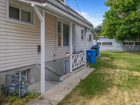 Exterior - 729 E 200 N, Logan, UT 84321 photo 2 of 4