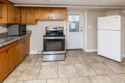 Kitchen - 729 E 200 N, Logan, UT 84321 photo 2 of 3