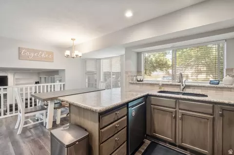 Kitchen - 11432 S 150 E, Draper, UT 84020 photo 3 of 3