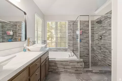 Bath - 11432 S 150 E, Draper, UT 84020 photo 2 of 3