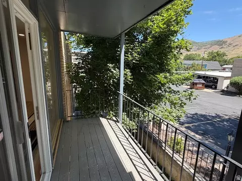 Exterior - 127 E 1100 N #4, Bountiful, UT 84010 photo 4 of 4
