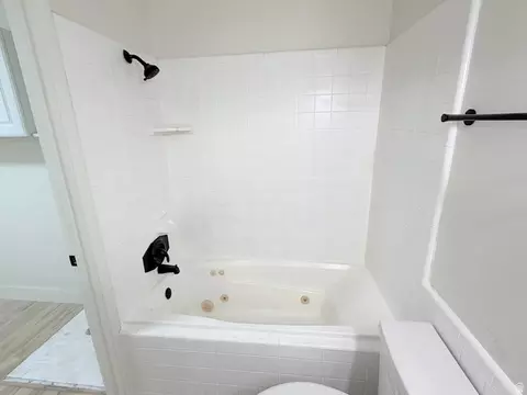 Bath - 127 E 1100 N #4, Bountiful, UT 84010 photo 1 of 2