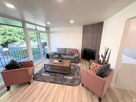 127 E 1100 N #4, Bountiful, UT 84010