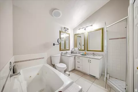Bath - 5248 S Clear Spring Ln E, Murray, UT 84117 photo 1 of 4