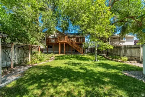 Exterior - 7652 S 520 E, Midvale, UT 84047 photo 8 of 8
